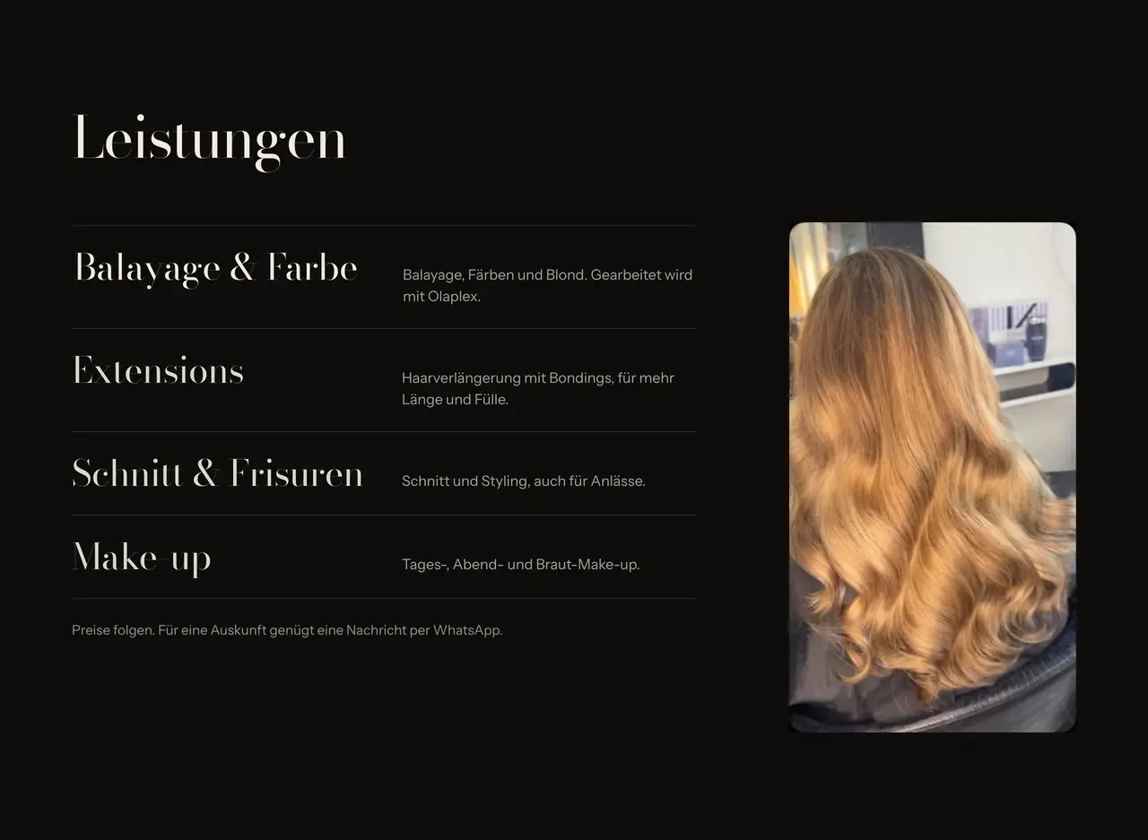 Ausschnitt aus einem Entwurf für einen Coiffeursalon: dunkler Hintergrund, die Leistungen Balayage und Farbe, Extensions, Schnitt und Frisuren sowie Make-up als Liste, daneben ein Foto von goldbraunen Wellen